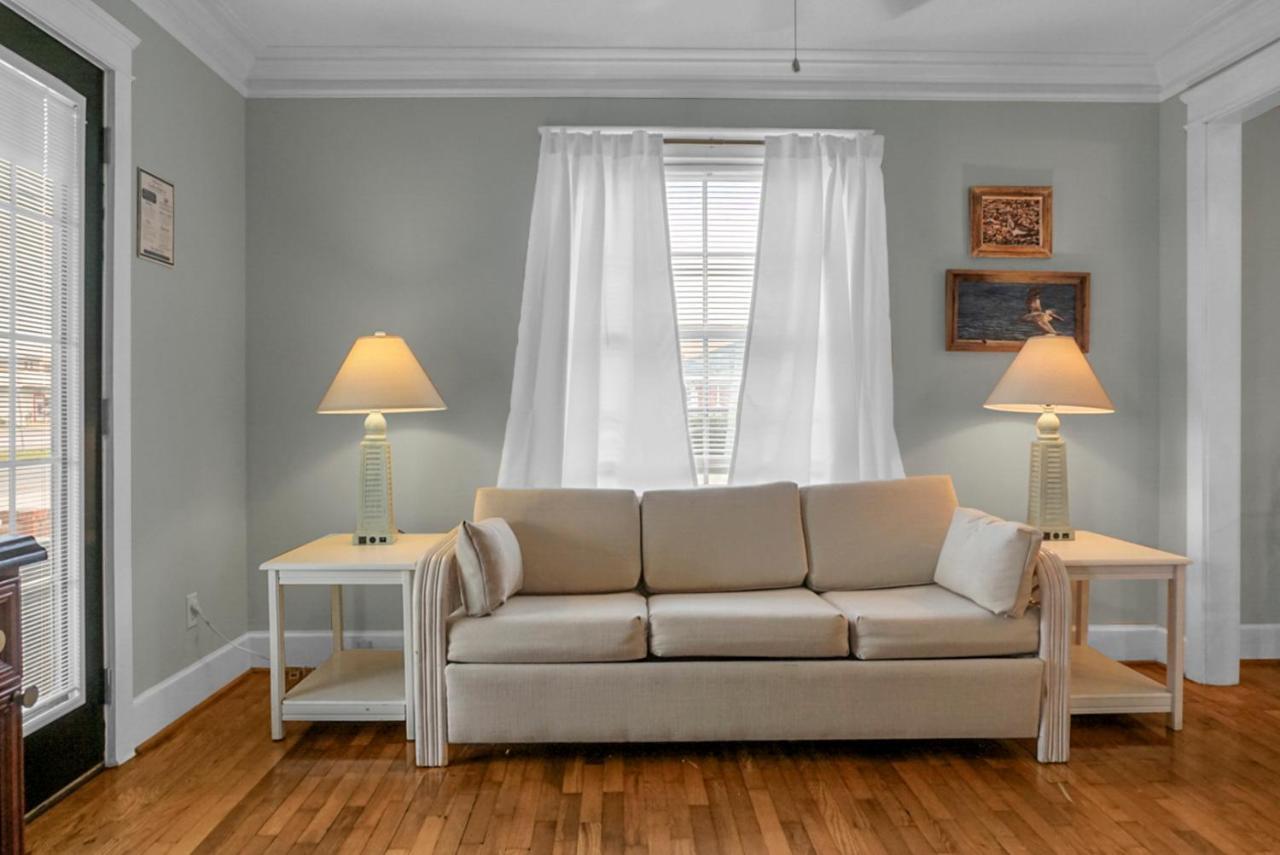 Carolina Beach Inn Bagian luar foto